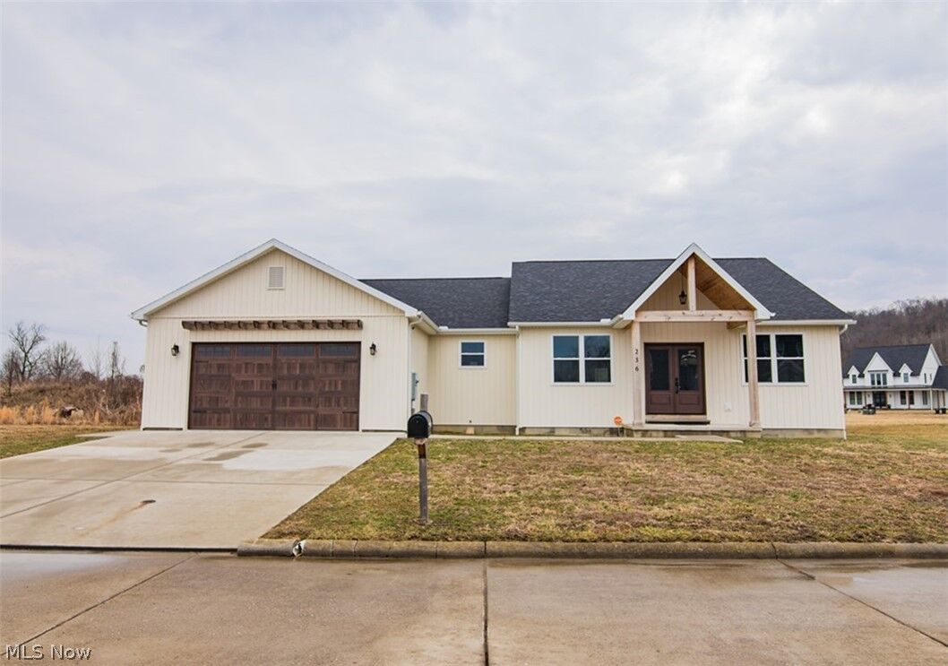 Property Photo:  236 Crown Manor Circle  WV 26150 