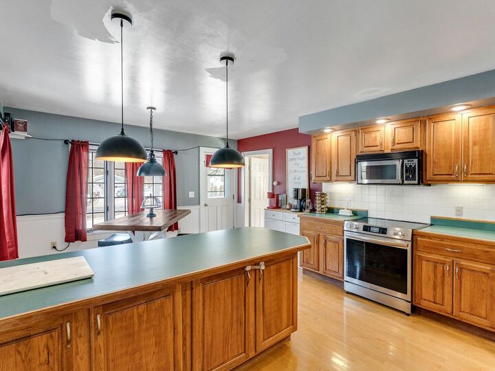 Property Photo:  516 Fairfax Street  VT 05481 