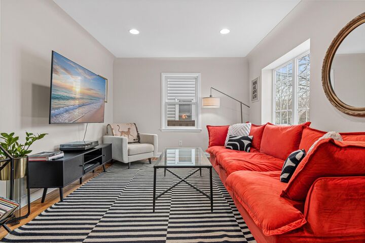 Property Photo: 2909 Georgia Avenue S MN 55426