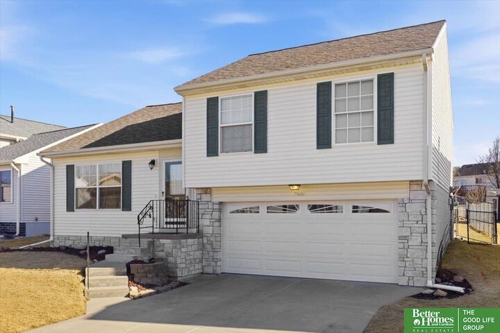 Property Photo:  7869 Redick Avenue  NE 68112 