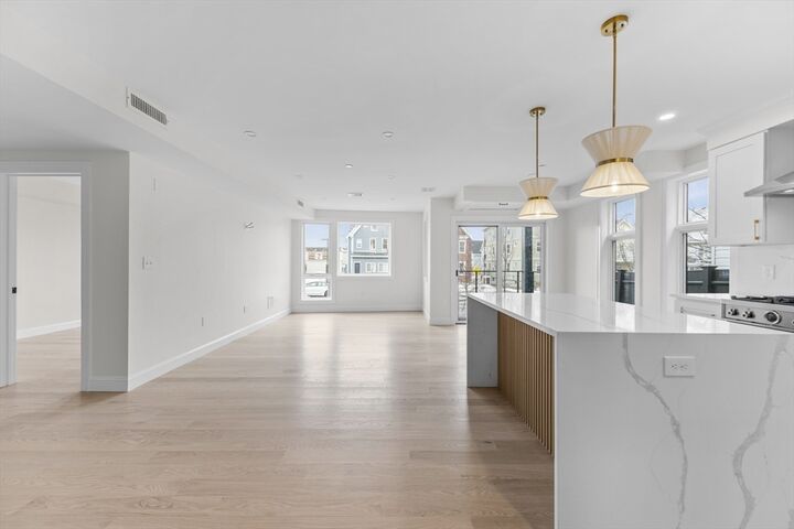 Property Photo:  595 Broadway 101  MA 02145 