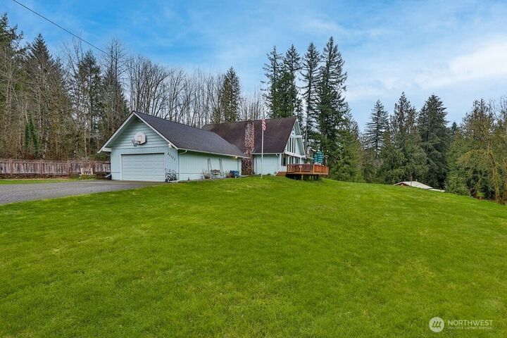 Property Photo:  23923 SE 202nd Street  WA 98038 