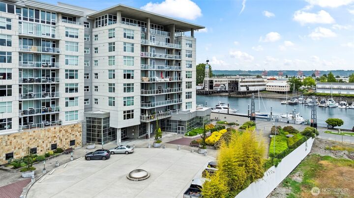 Property Photo:  1515  Dock Street 409  WA 98402 
