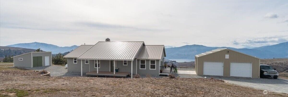 Property Photo:  605  Chelan Trails Road  WA 98831 