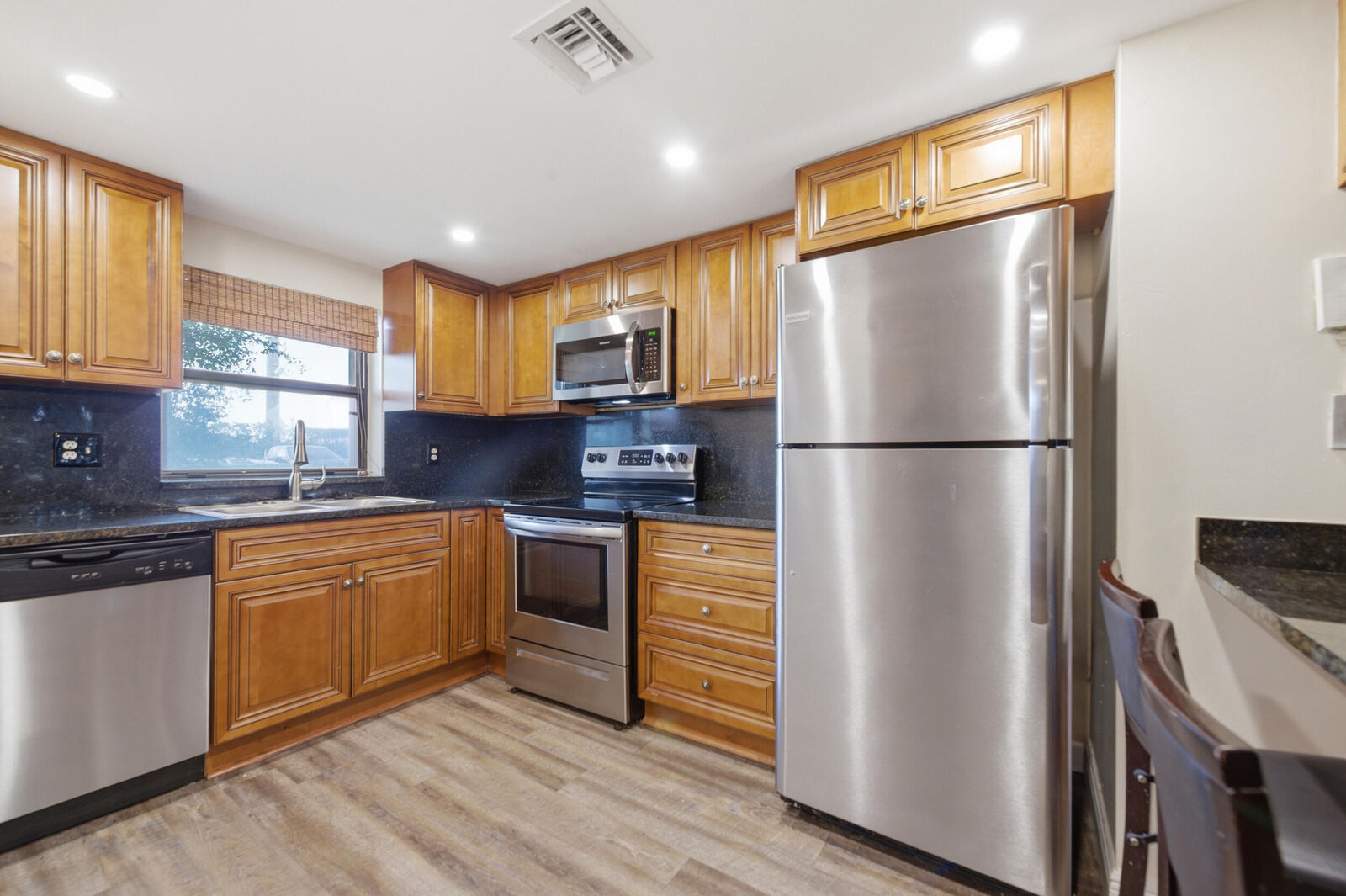 Property Photo:  1981 W Woolbright Road E101  FL 33426 