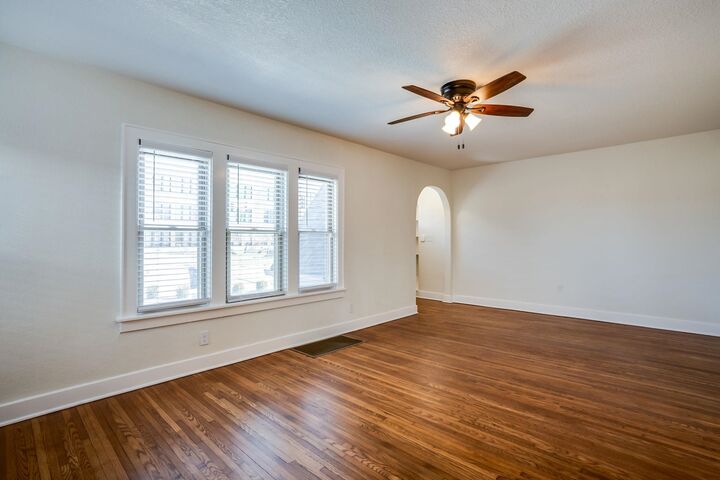 Property Photo: 353 N Oliver Ave KS 67208