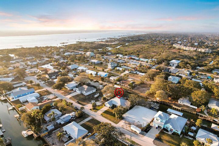 Property Photo: 248 Pizarro Rd FL 32080