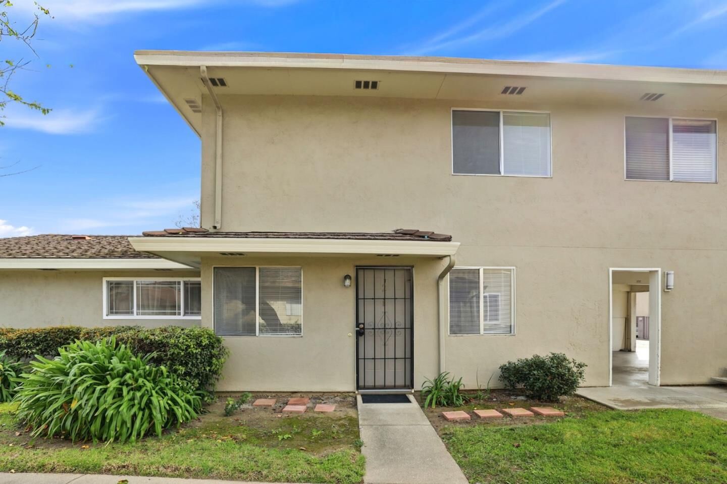 Property Photo:  861 Wyman Way 2  CA 95133 