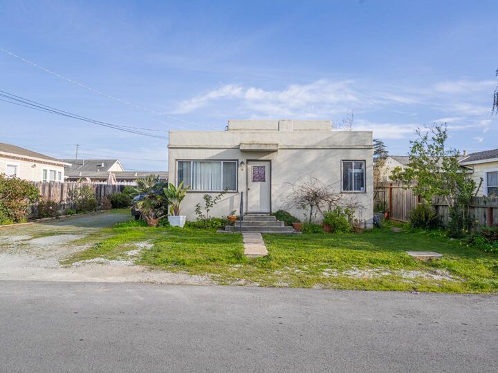 Property Photo:  9 Memorial Avenue  CA 95019 