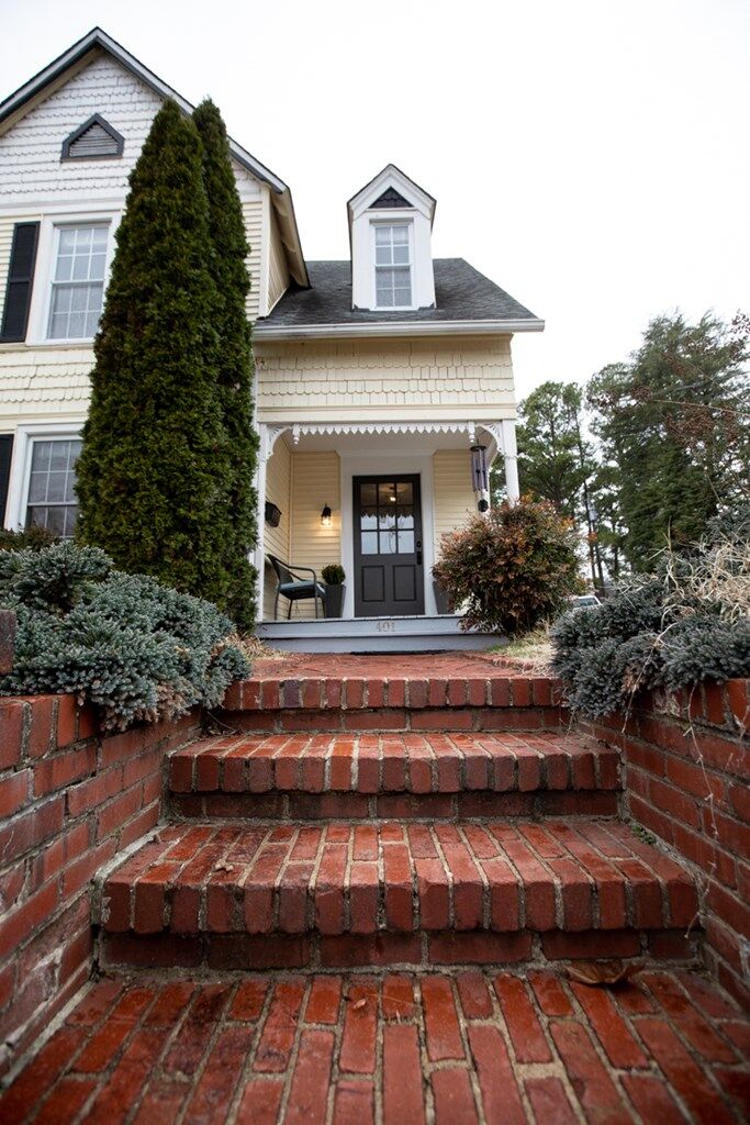 Property Photo:  401 Second Avenue  VA 23901 