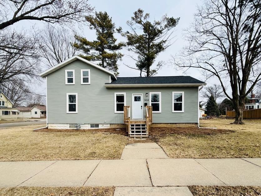 Property Photo: 1404 22nd Avenue WI 53566
