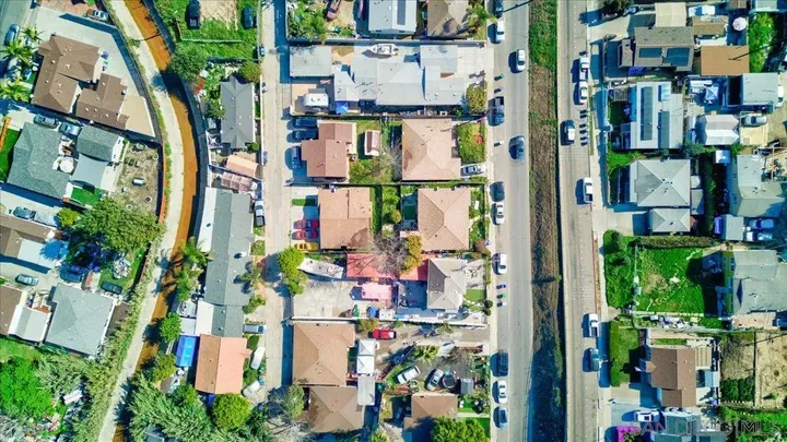 Property Photo:  4250-4252 Division  CA 92113 