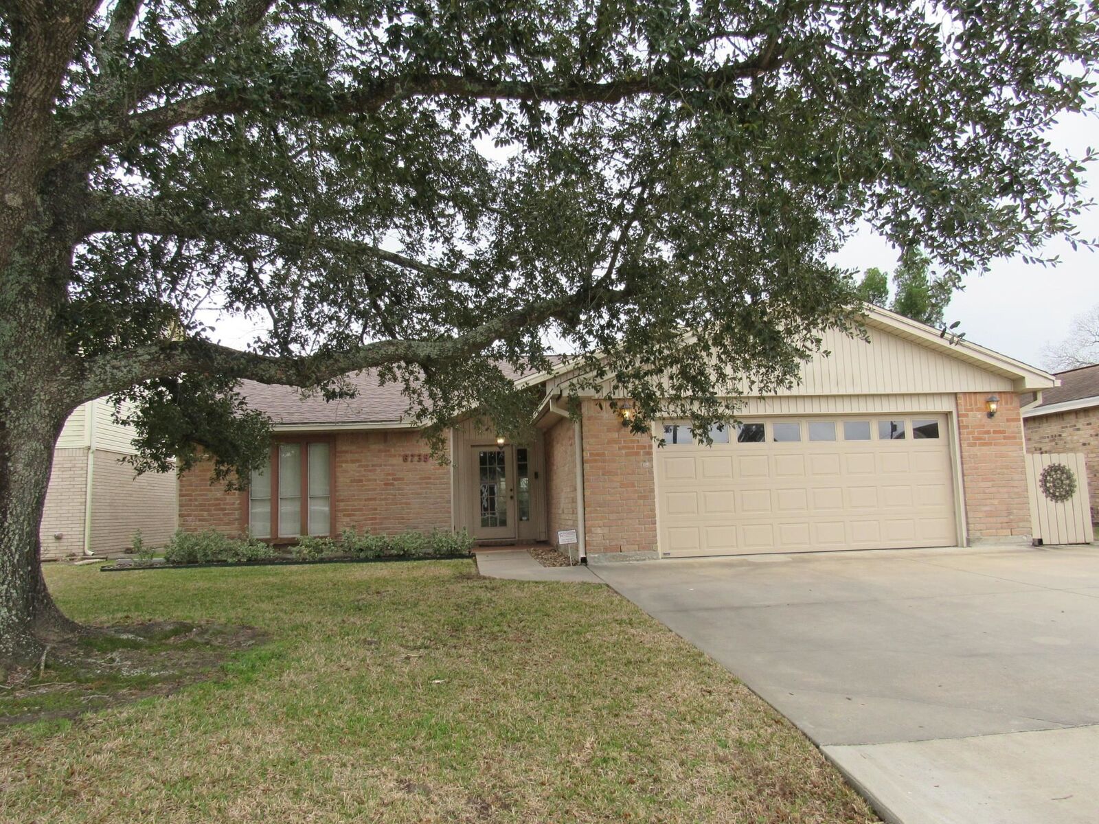 Property Photo:  6735 Marshall Place Dr  TX 77706 
