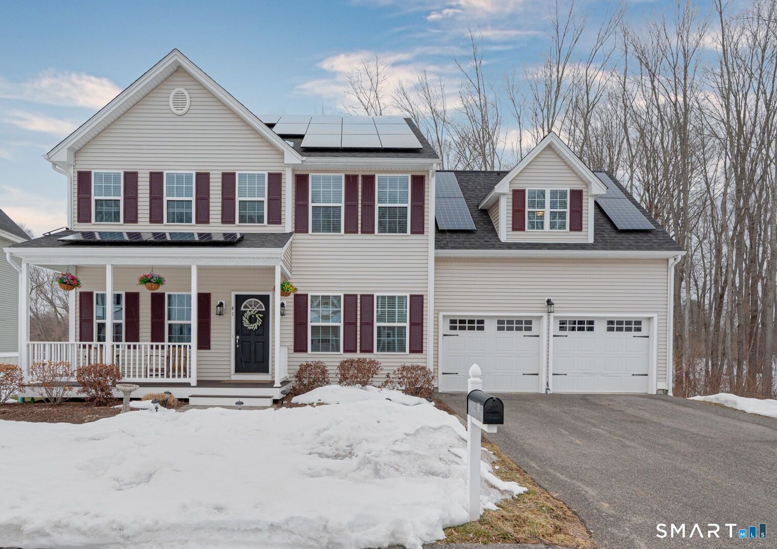 Property Photo:  41 Glen Place  CT 06033 