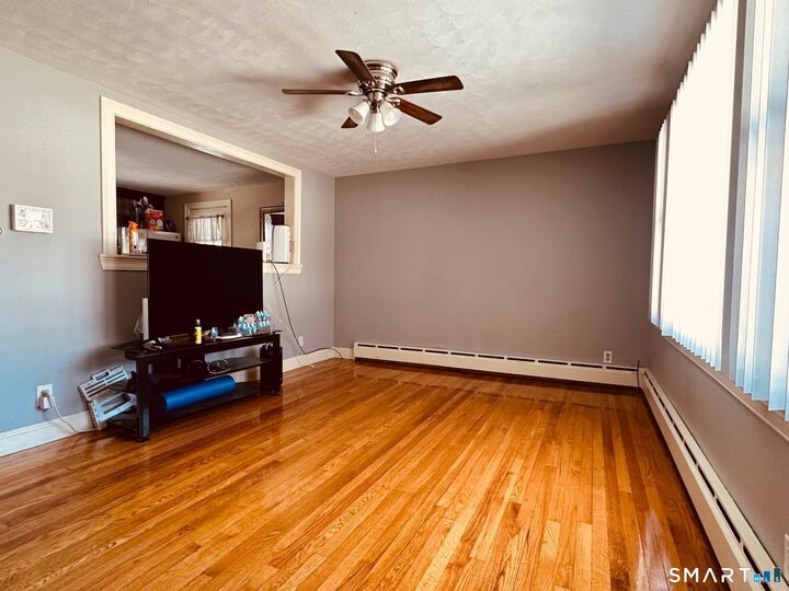 Property Photo:  270 Pearl Street  CT 06082 
