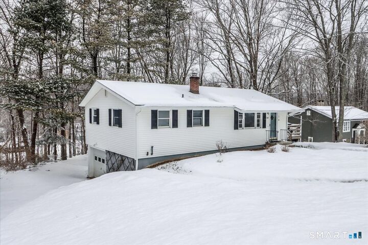 Property Photo:  20 Brookfield Meadows  CT 06804 