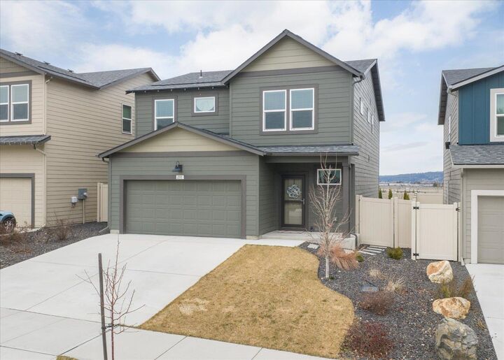 Property Photo:  251 N Legacy Flats Rd  WA 99019 