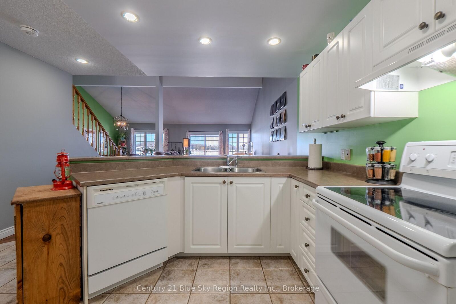 Photo de la propriété:  87 Fairway Drive  ON P0H 1H0 