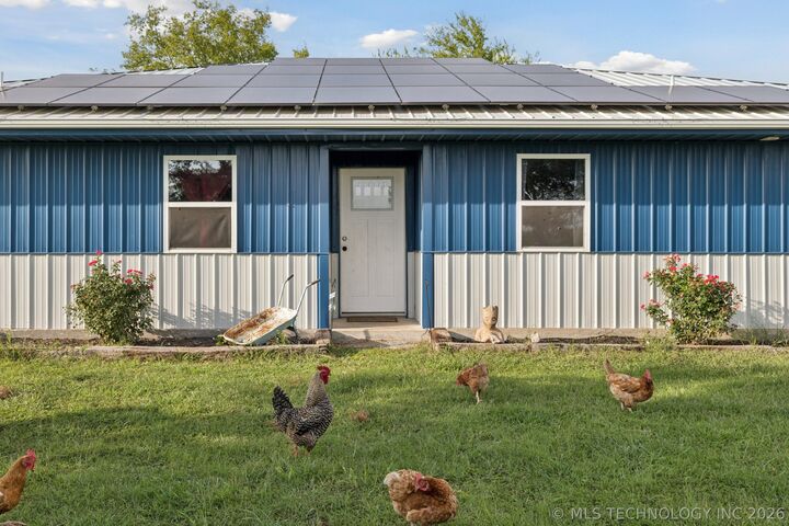 Property Photo:  2801 E 480  OK 74361 