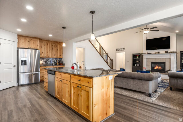 Property Photo:  1171 S 50 E  UT 84653 