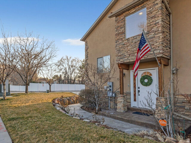 Property Photo:  687 E Orchard Vista Ct S  UT 84047 