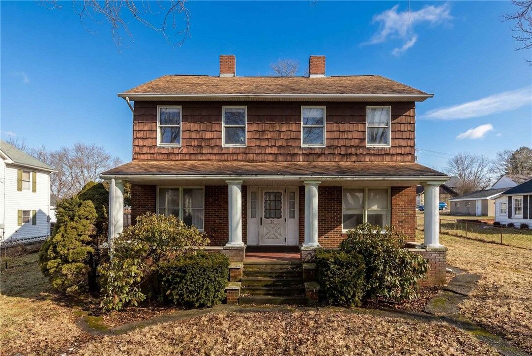 Property Photo:  87 United Rd  PA 15666 