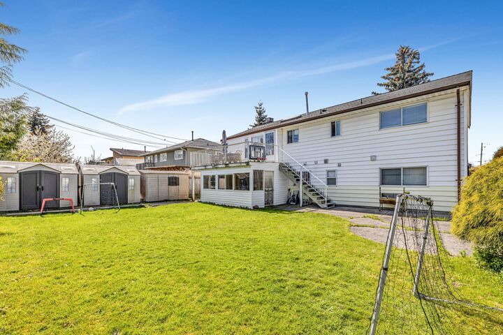 Property Photo: 10580 Seaham Crescent BC V7A 3Y7