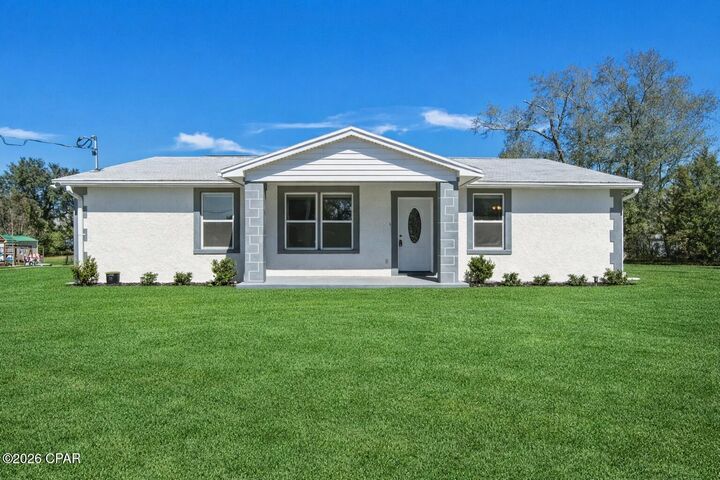 Property Photo:  5744 Fort Road  FL 32443 