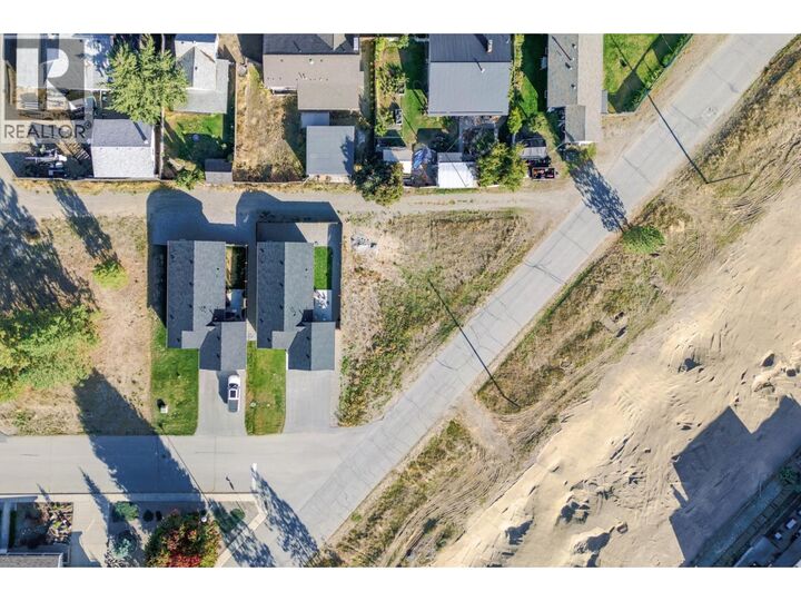 Property Photo: 7624 18th Street BC V0H 1H0