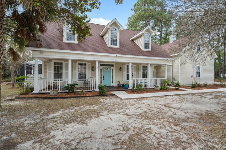Property Photo:  242 Hamon Avenue  FL 32459 