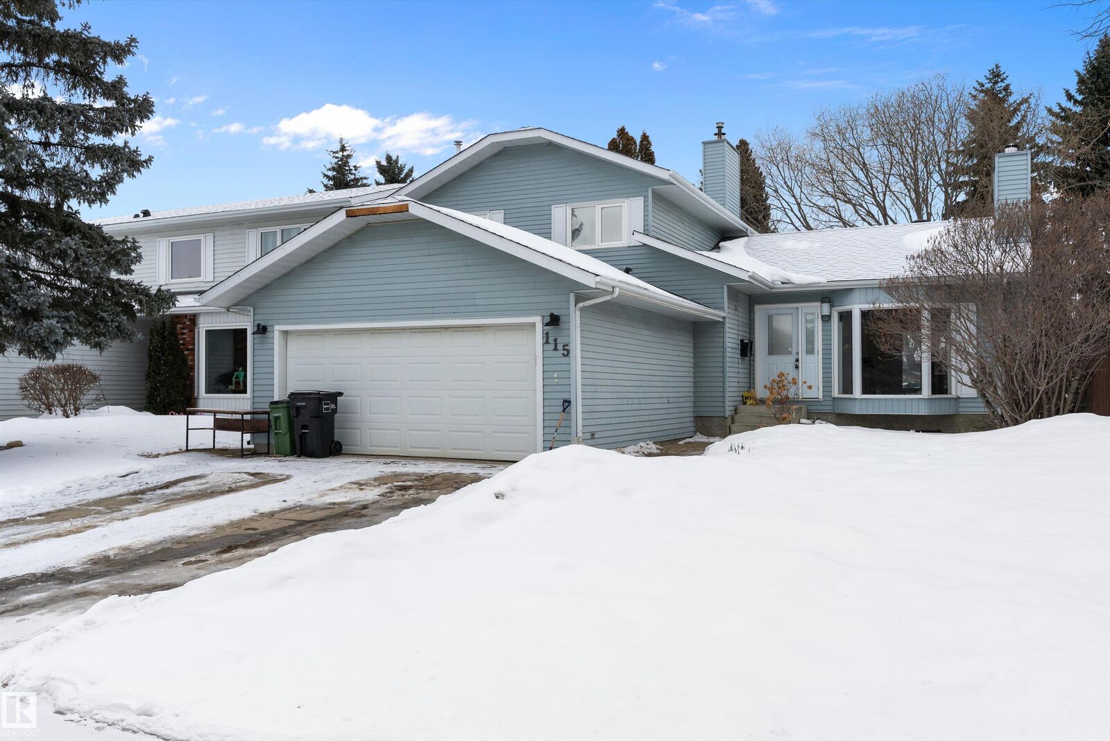 Property Photo:  115 Walker Road NW  AB T5T 4C2 
