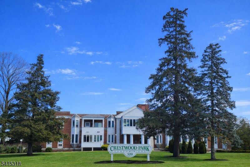 Property Photo:  520 Turnpike C107  NJ 07444 