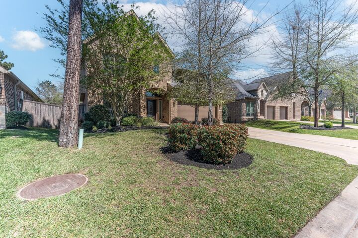 Property Photo:  118 N Greatwood Glen Place  TX 77316 