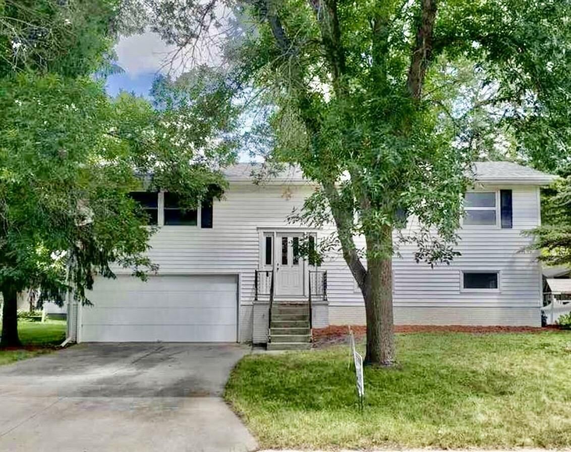 Property Photo:  422 5th Street  IA 50624 