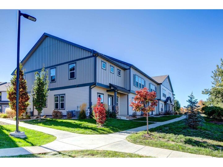 Property Photo:  884 Winding Brook Dr  CO 80513 