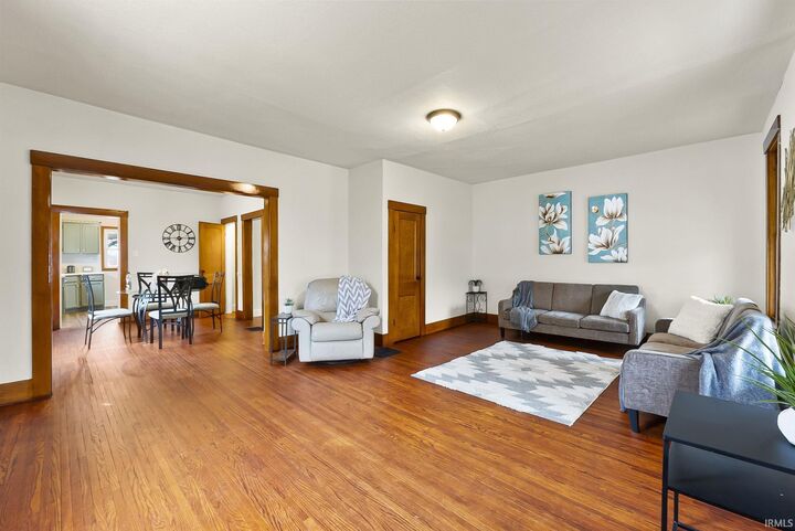 Property Photo:  1631 Howell Street  IN 46808-3480 