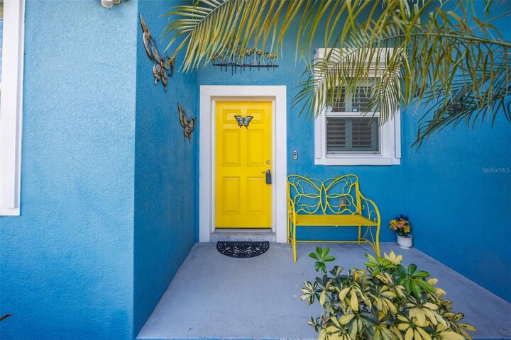 Property Photo:  8607 N Taliaferro Avenue  FL 33604 