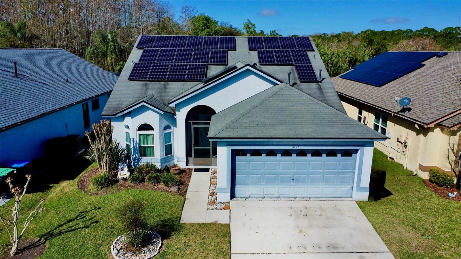 Property Photo: 3016 Crystal Creek Boulevard FL 32837