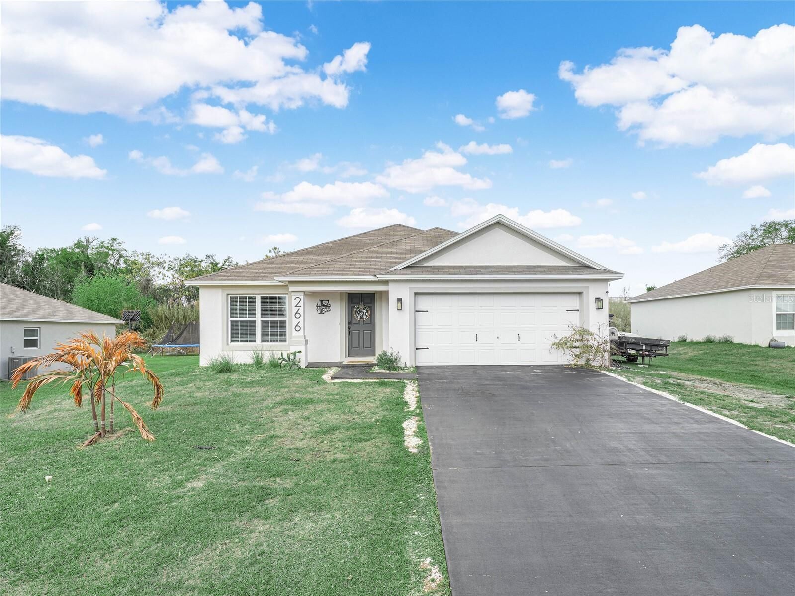 Property Photo:  266 S Lake Avenue  FL 33843 