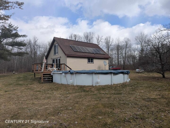 Property Photo:  150 E Winegars Road  MI 48624 