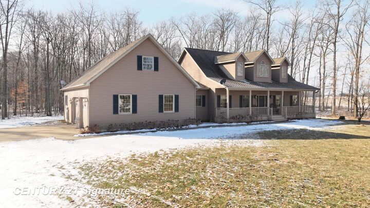Property Photo: 7147 Gary Road MI 48616