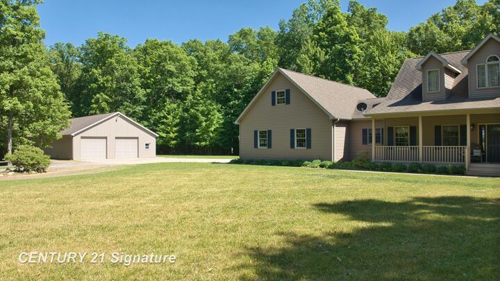 Property Photo: 7147 Gary Road MI 48616