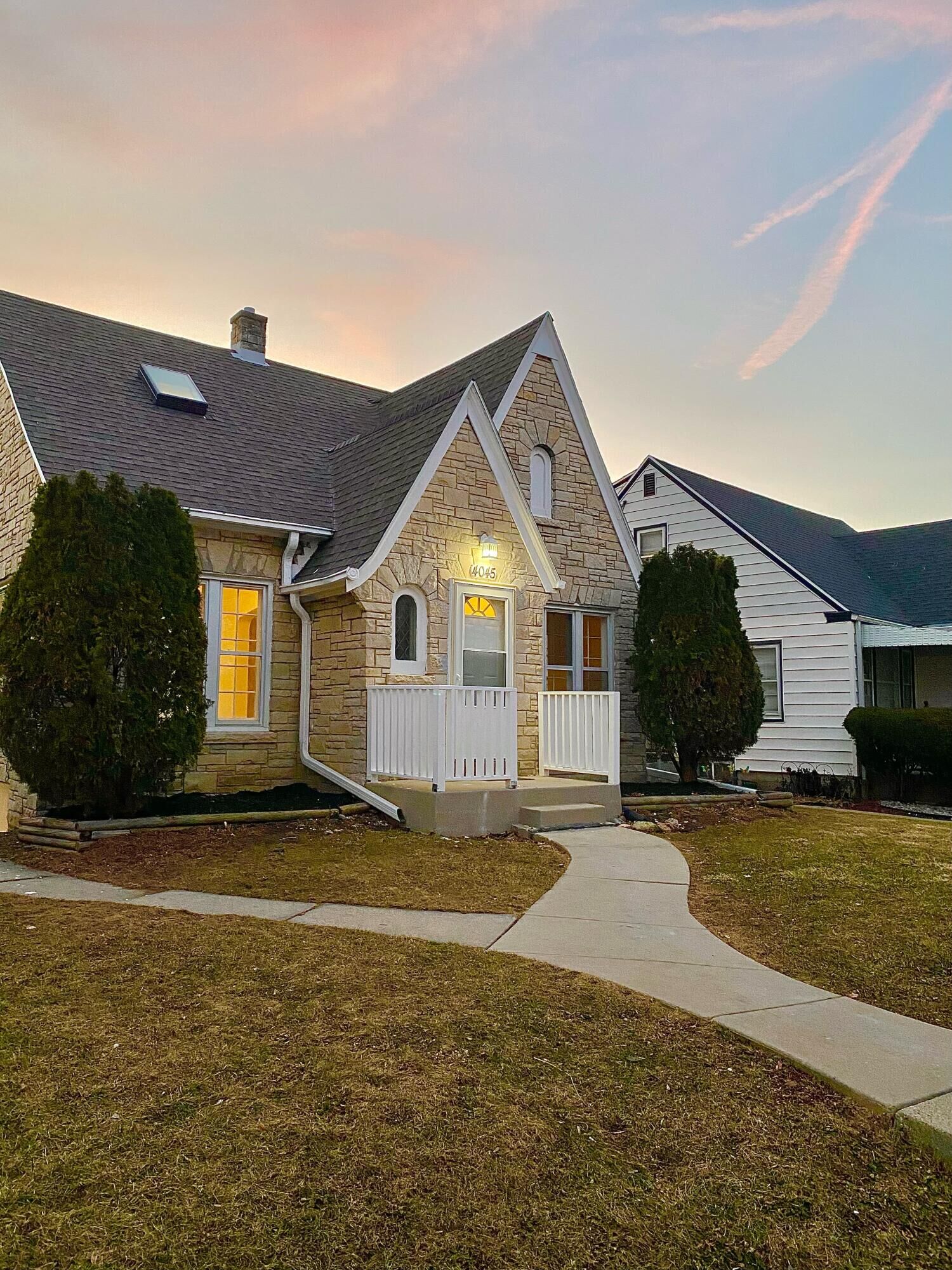 Property Photo:  4045 N Montreal St  WI 53216 