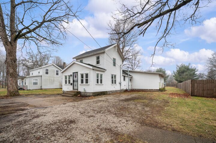 Property Photo:  460 Green Street  MI 49042 