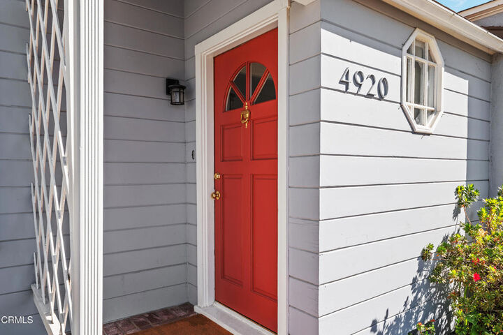Property Photo:  4920 Nagle Avenue  CA 91423 