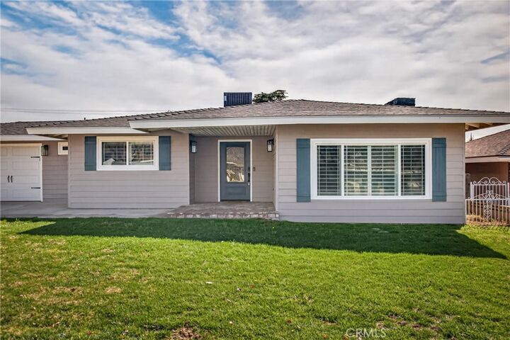 Property Photo:  34933 Persimmon  CA 92399 