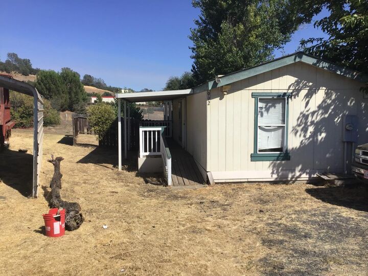 Property Photo:  992 Iroquois Circle  CA 95228 