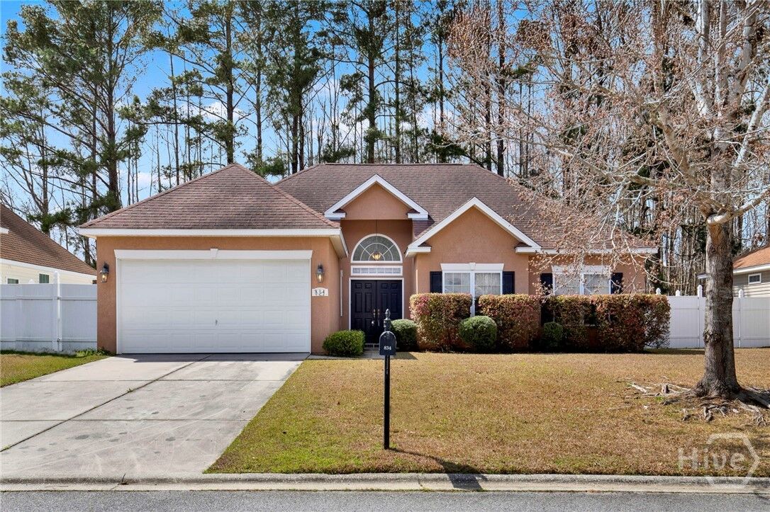 Property Photo:  834 Hyacinth Circle  GA 31312 