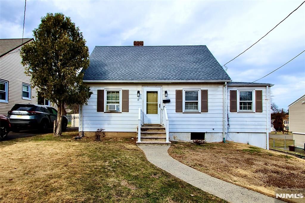 Property Photo:  18 Durrell Street  NJ 07044 