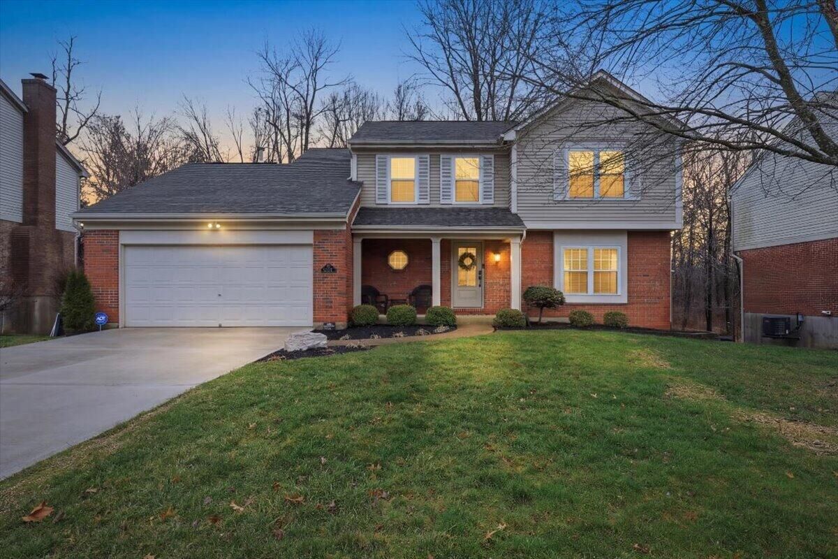 Property Photo:  6126 Kingsgate Drive  KY 41005 